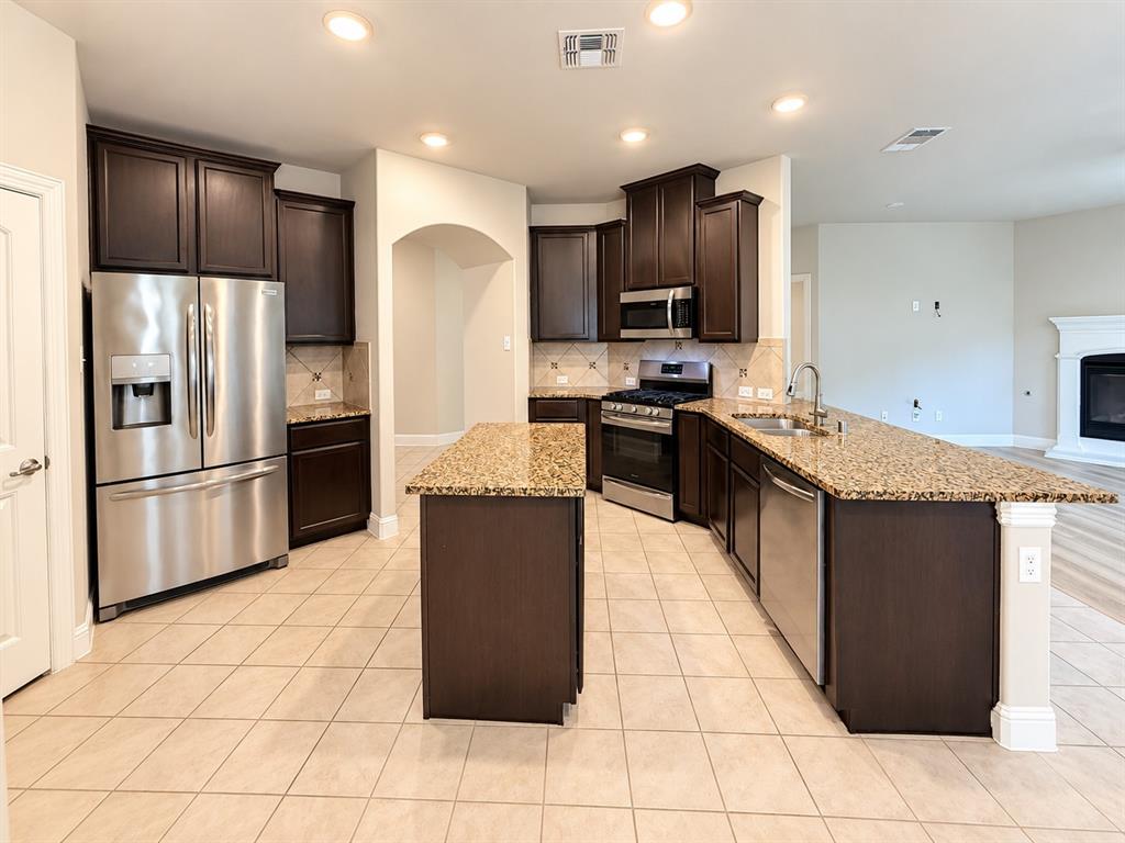 4320 Lakeview Drive Property Photo 11