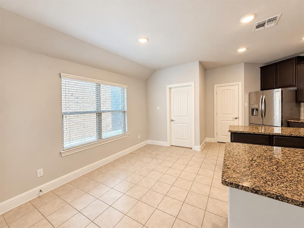 4320 Lakeview Drive Property Photo 16