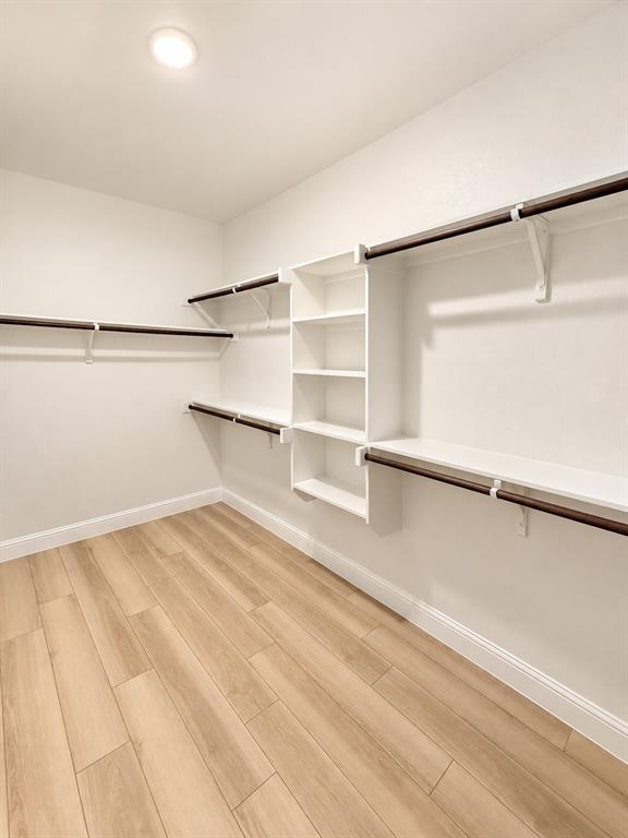 4320 Lakeview Drive Property Photo 26