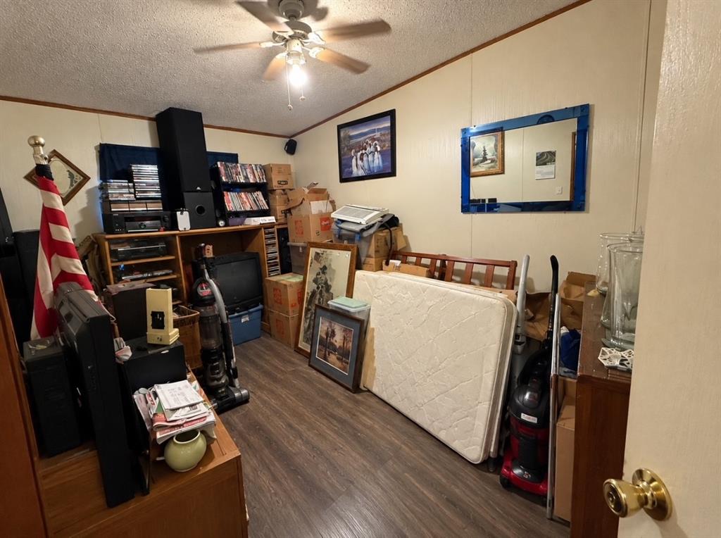 3921 Applewood Court Property Photo 7