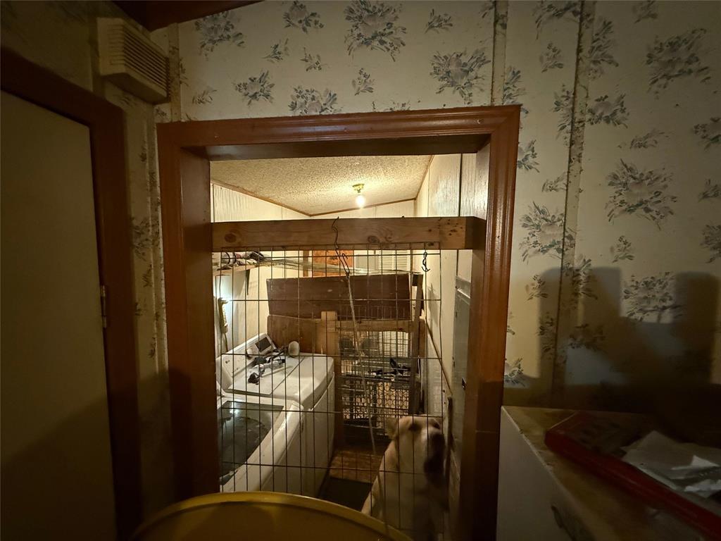 3921 Applewood Court Property Photo 10