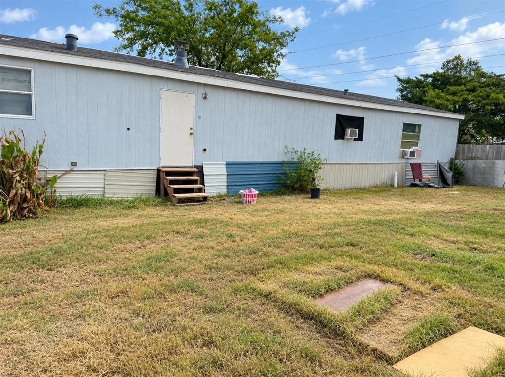 3921 Applewood Court Property Photo 17
