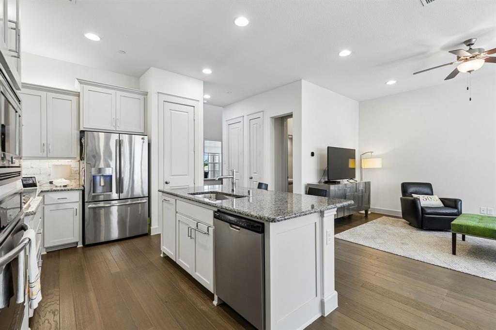 8483 Canal Street Property Photo 12