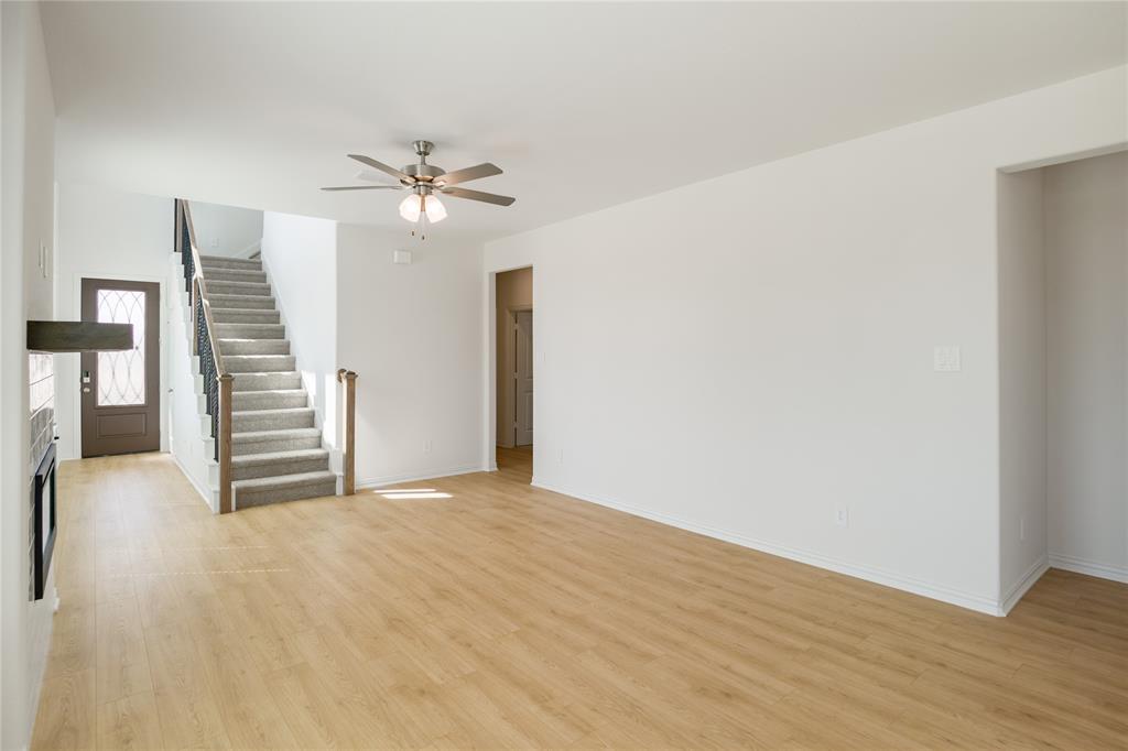 8704 Saratoga Street Property Photo 8