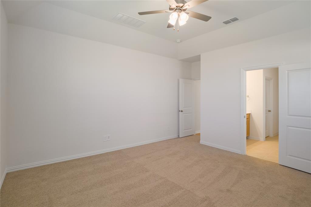 8704 Saratoga Street Property Photo 12