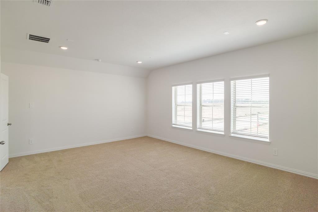 8704 Saratoga Street Property Photo 20