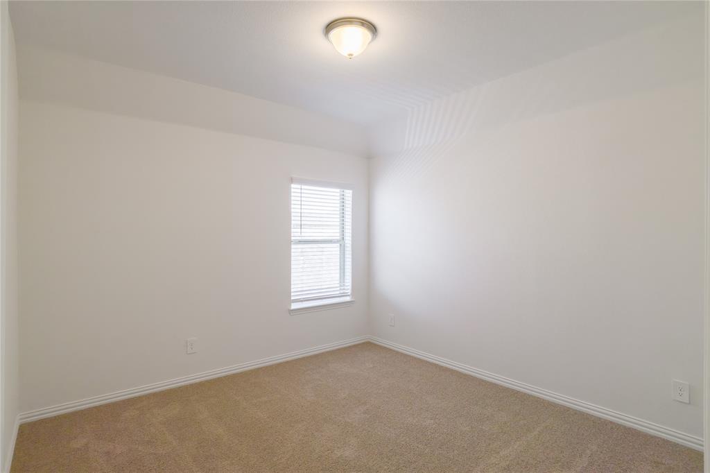8704 Saratoga Street Property Photo 25