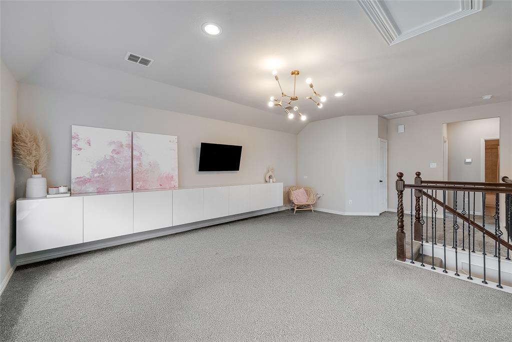 1734 Ellington Drive Property Photo 20
