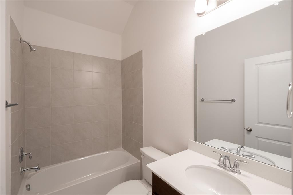8716 Saratoga Street Property Photo 16