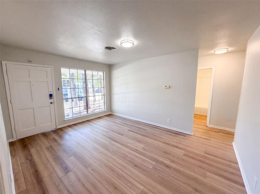 1229 King Drive Property Photo 10