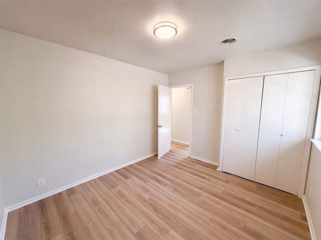 1229 King Drive Property Photo 14