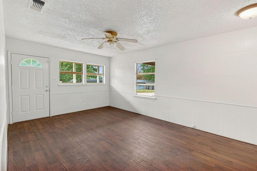 241 Byrne Avenue Property Photo 5
