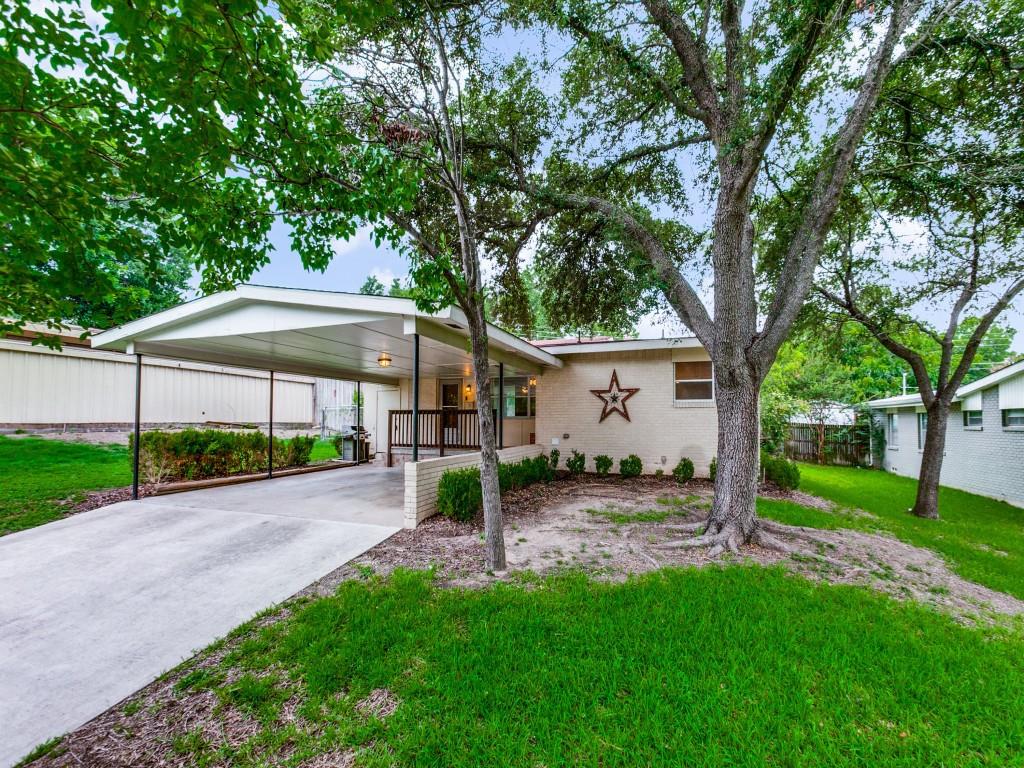2130 Forest Oaks Drive Property Photo 1