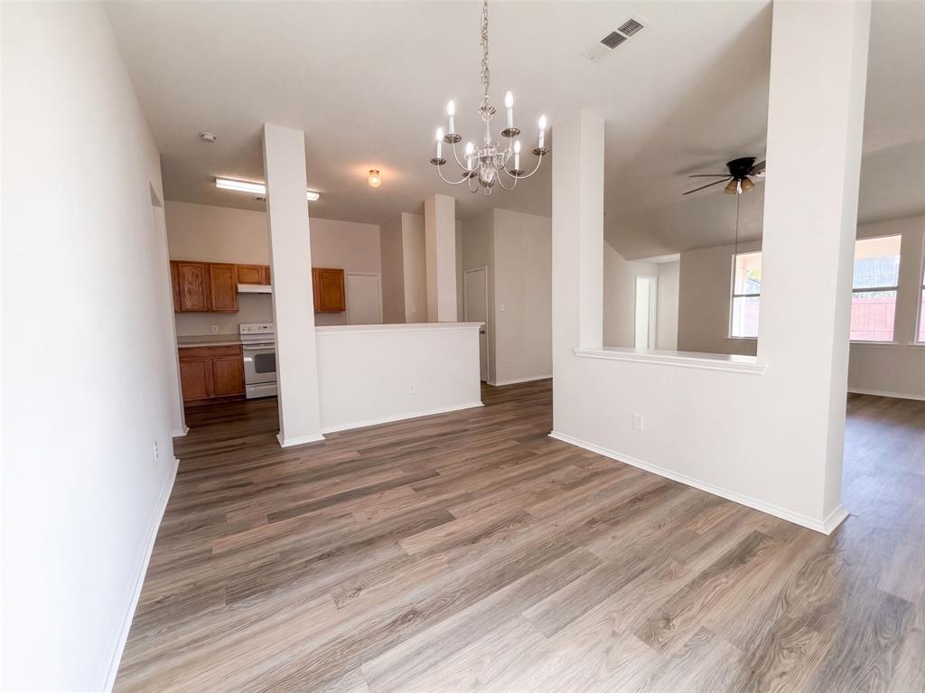 1313 Sandpiper Property Photo 3