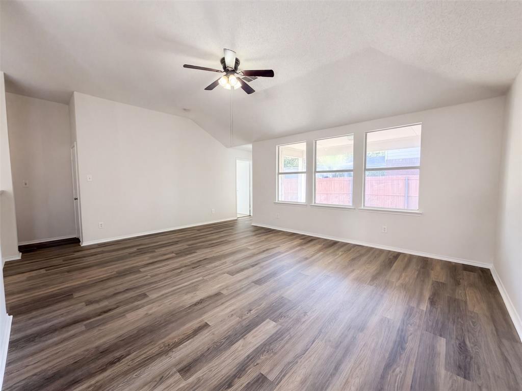 1313 Sandpiper Property Photo 9