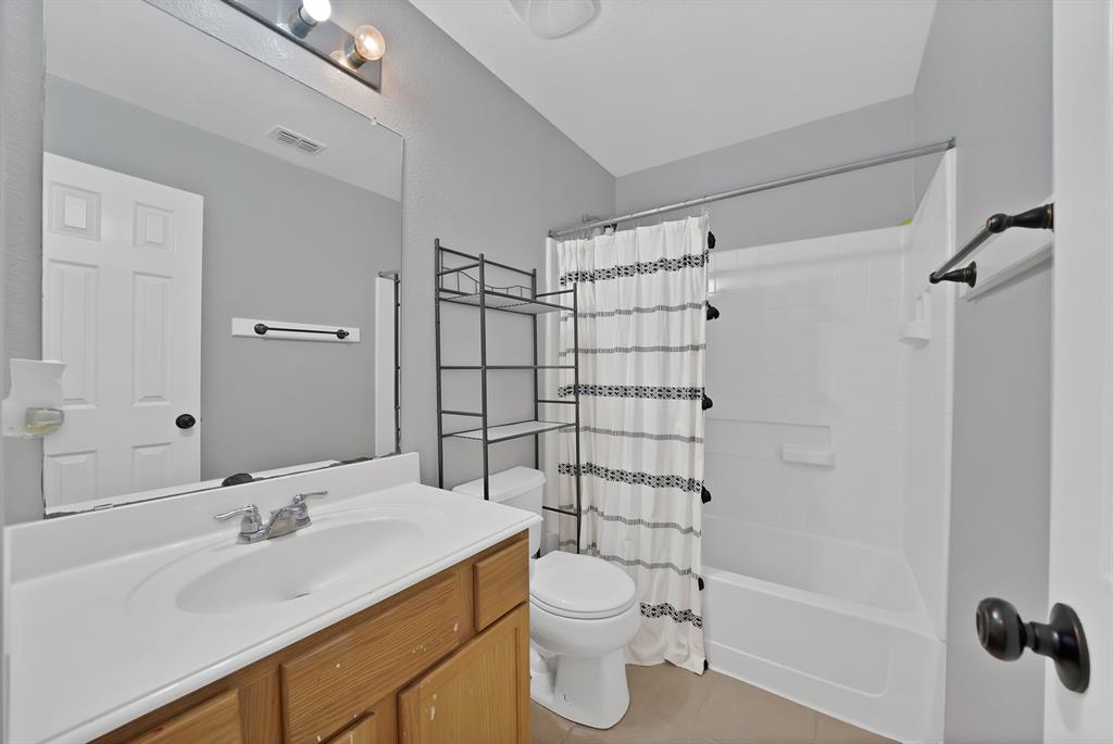 2126 Hanakoa Falls Drive Property Photo 29
