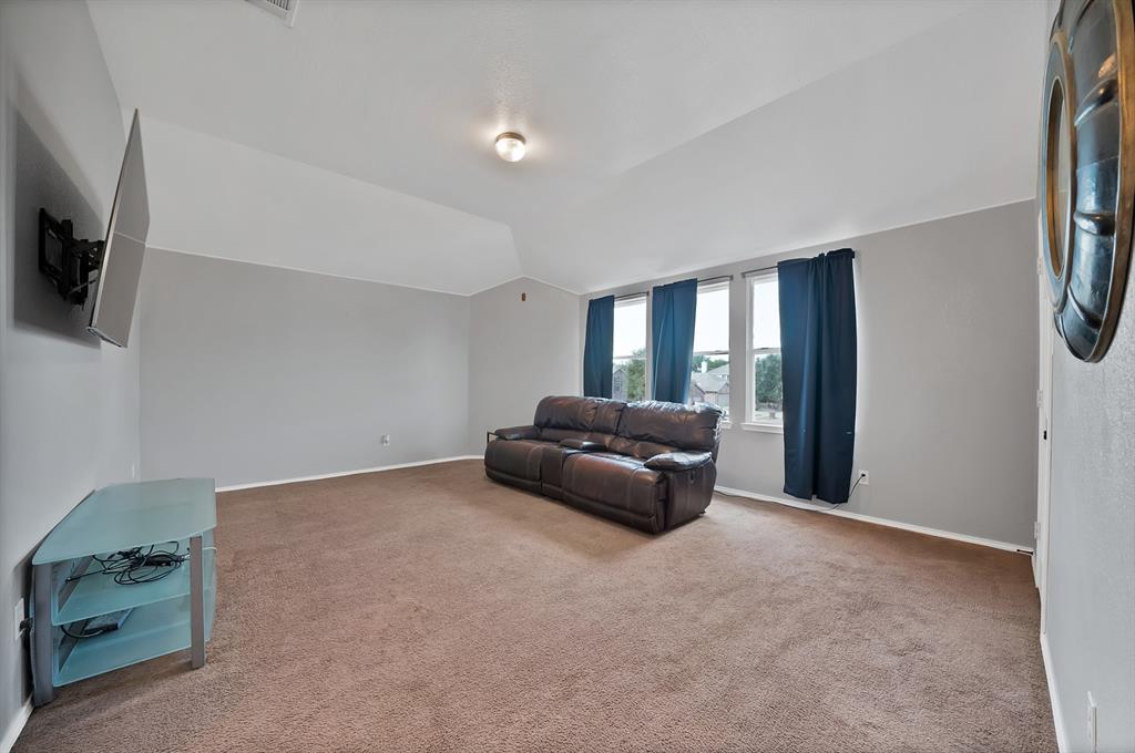 2126 Hanakoa Falls Drive Property Photo 31