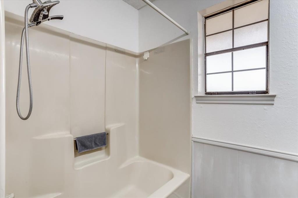 3211 Bluegrass Drive Property Photo 14