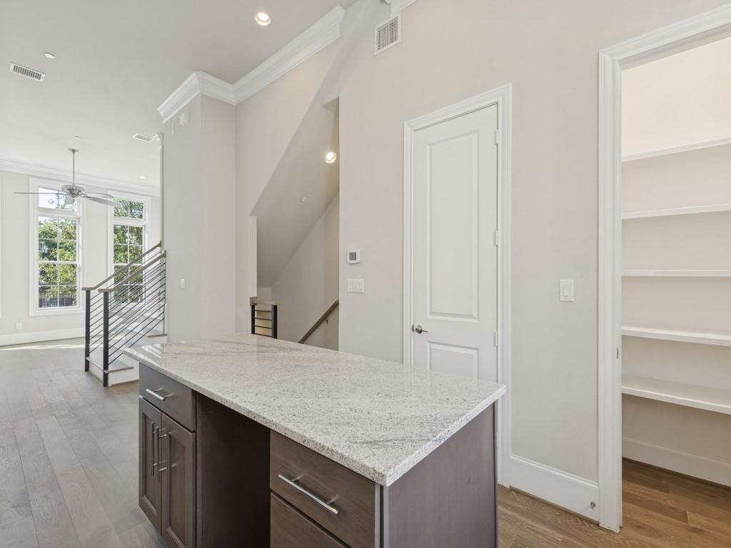 4110 Runyon Road Property Photo 9