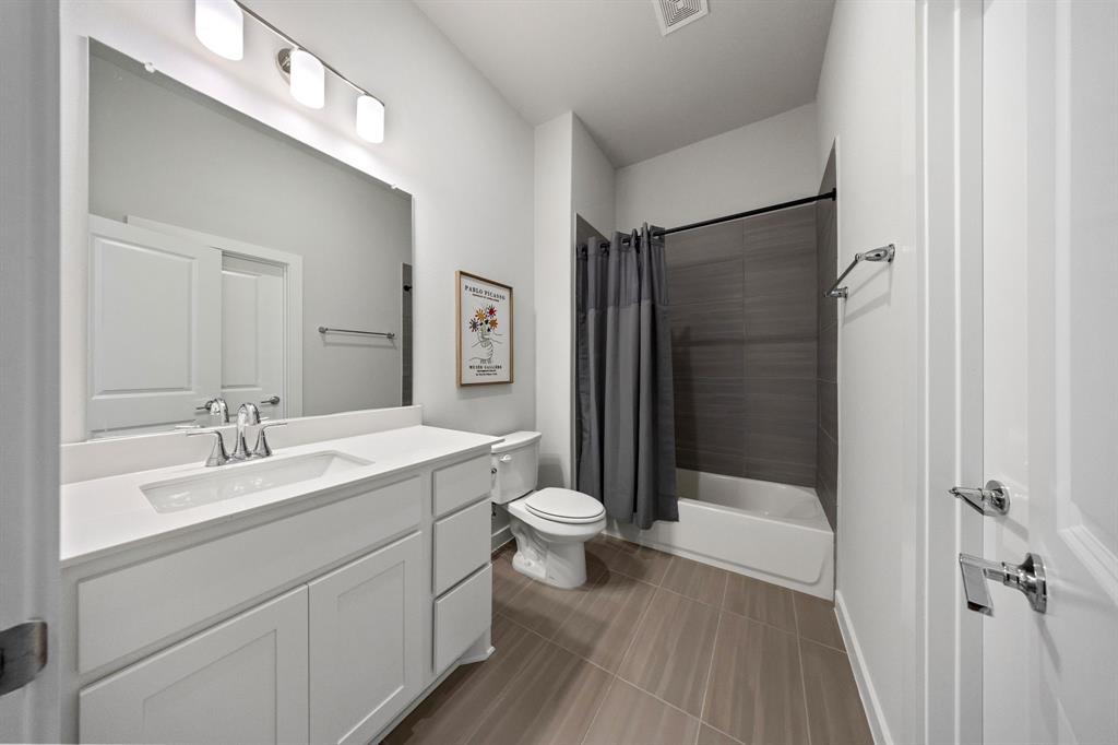 3464 Heritage Place Property Photo 25