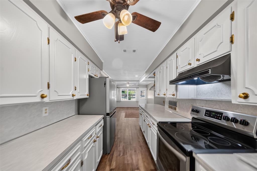 6969 Fm 2494 Property Photo 12