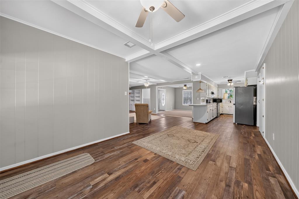 6969 Fm 2494 Property Photo 16