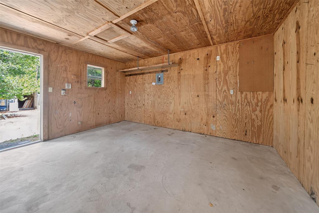 6969 Fm 2494 Property Photo 36