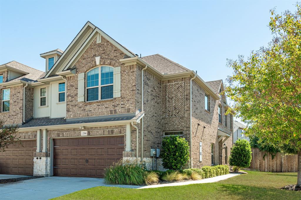 2700 Starburst Drive Property Photo 1
