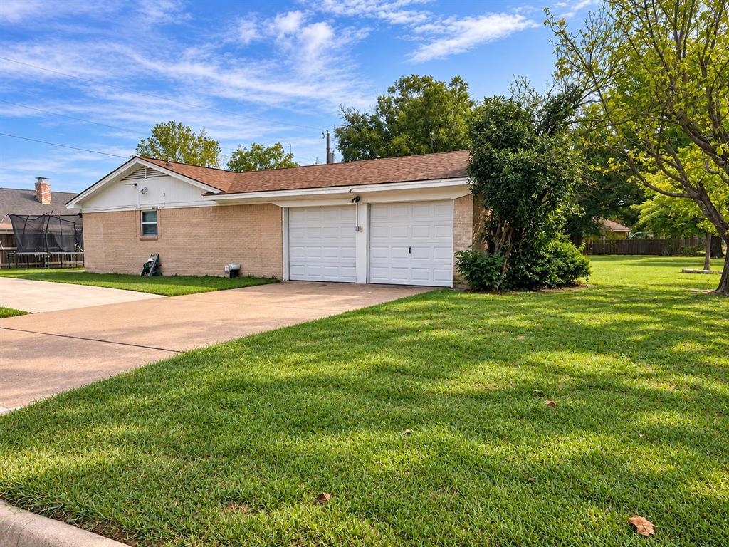 3001 S Murco Drive Property Photo 22