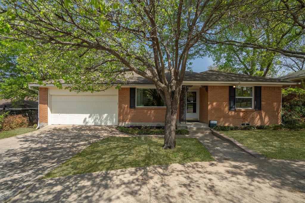 2461 Highland Road Property Photo 1
