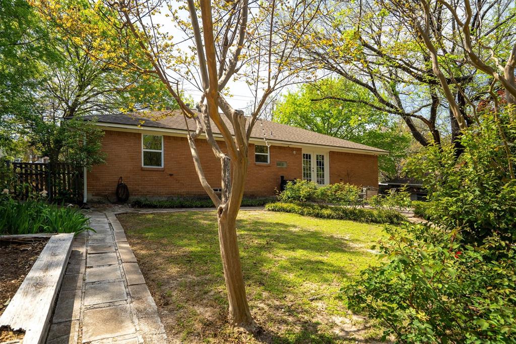 2461 Highland Road Property Photo 32