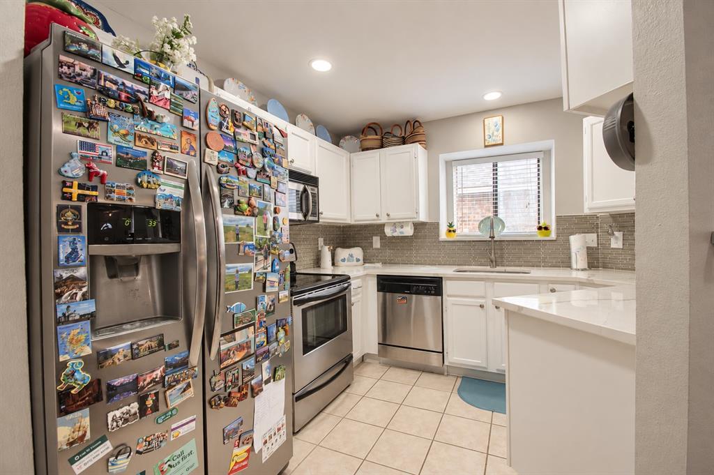 1733 Wheatfield Drive Property Photo 10