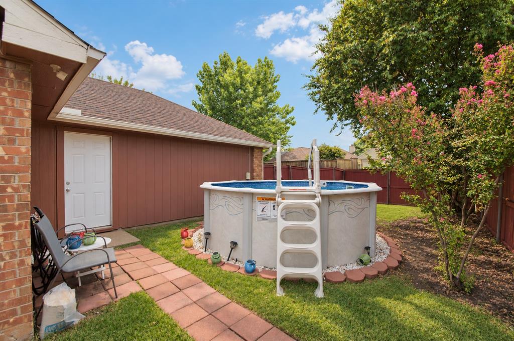 1733 Wheatfield Drive Property Photo 22