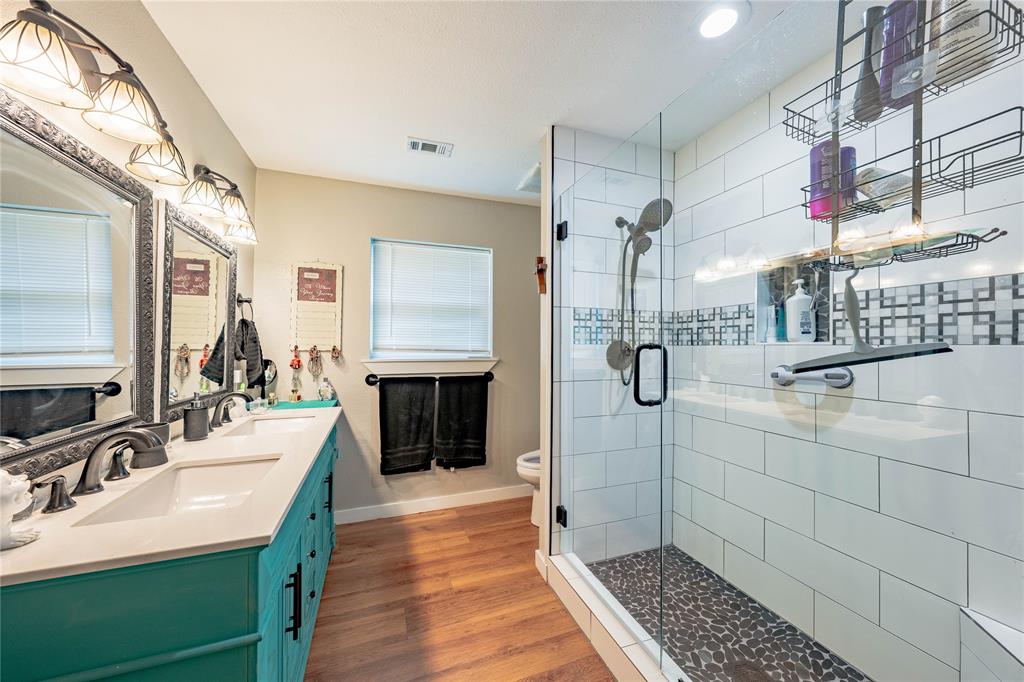 603 Mosley Drive Property Photo 11
