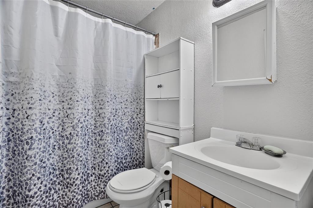 5800 Dallas Avenue Property Photo 11