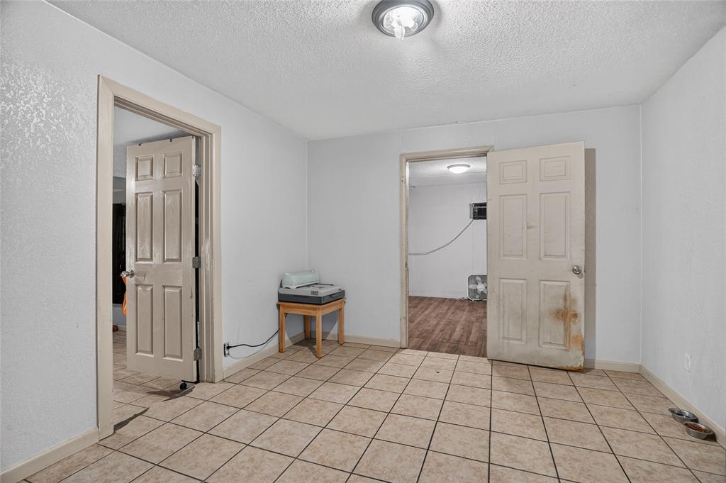 5800 Dallas Avenue Property Photo 15