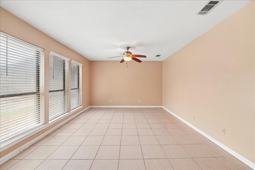 1408/1410 White Way Property Photo 2