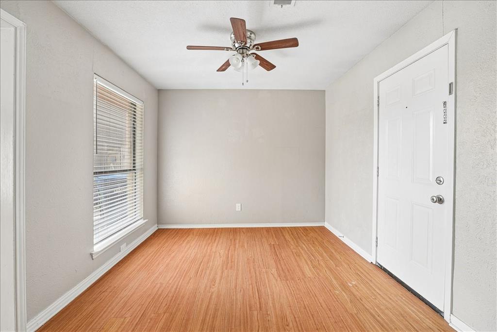 1412/1414 White Way Property Photo 7