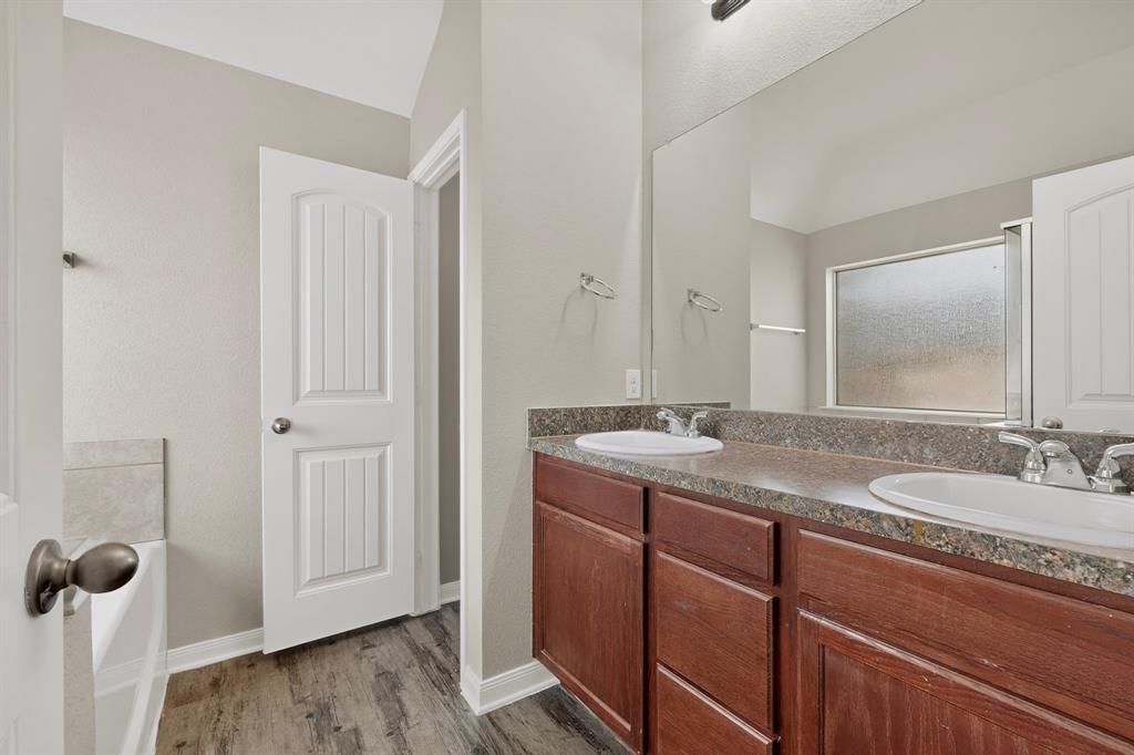 2939 Saint Bernard Drive Property Photo 19