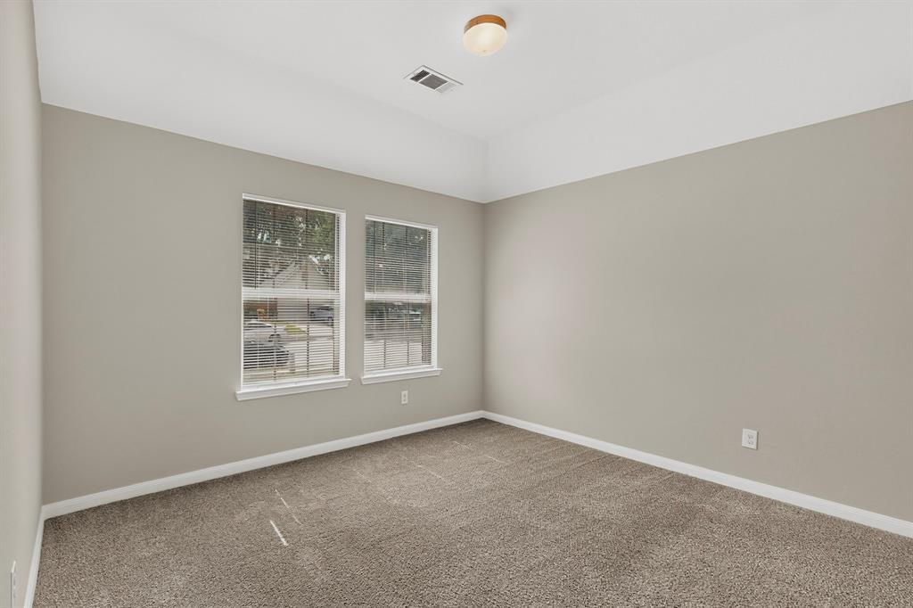 2939 Saint Bernard Drive Property Photo 22