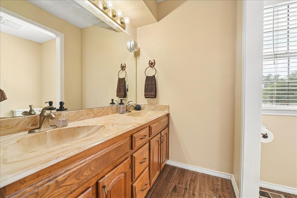 1416/1418 White Way Property Photo 7