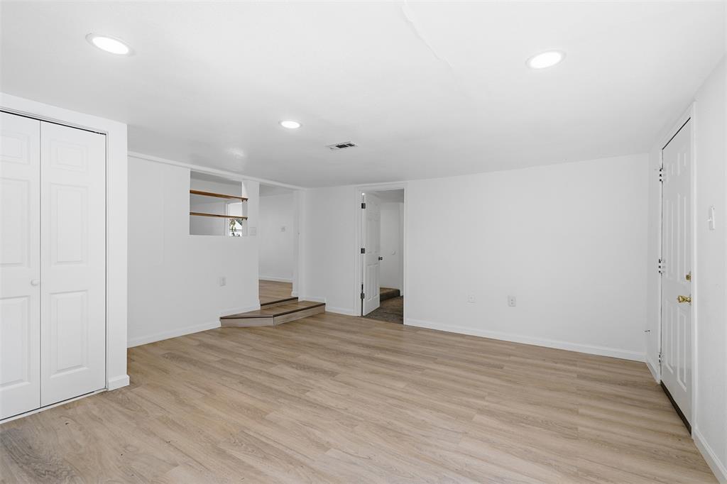 305 Miller Street Property Photo 15
