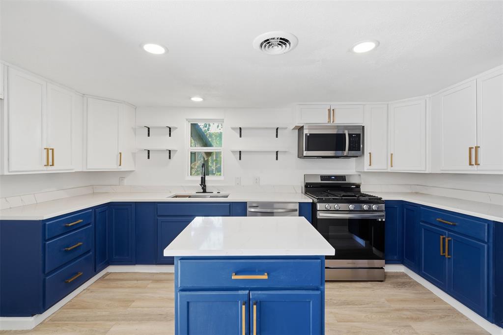 305 Miller Street Property Photo 16