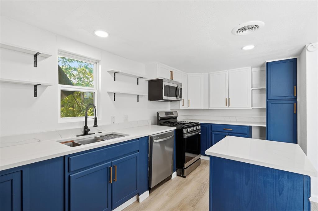 305 Miller Street Property Photo 17