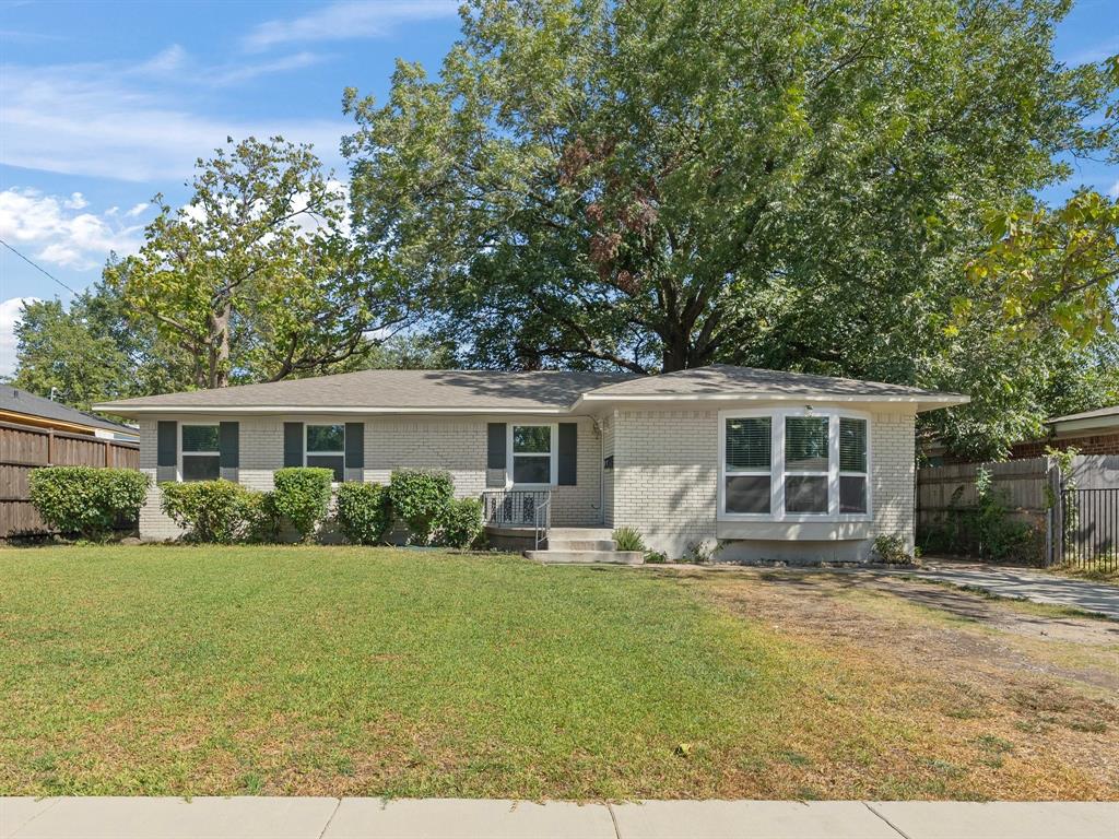 9255 Palisade Drive Property Photo 1