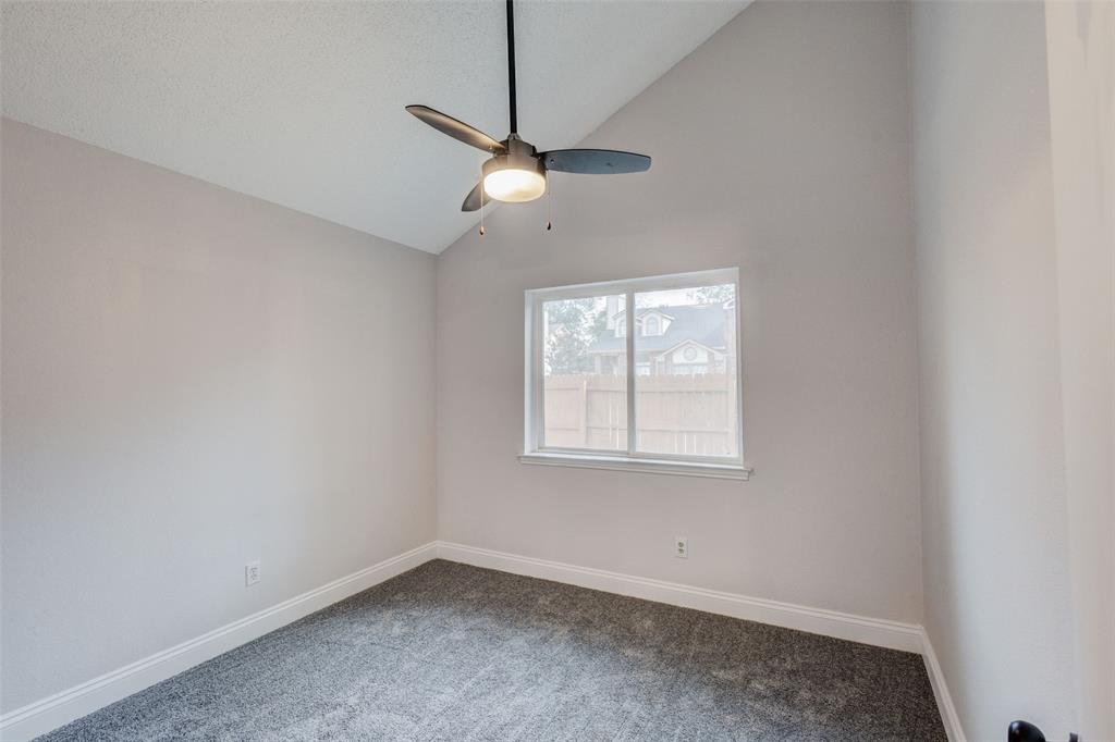 805 Brockden Drive Property Photo 12
