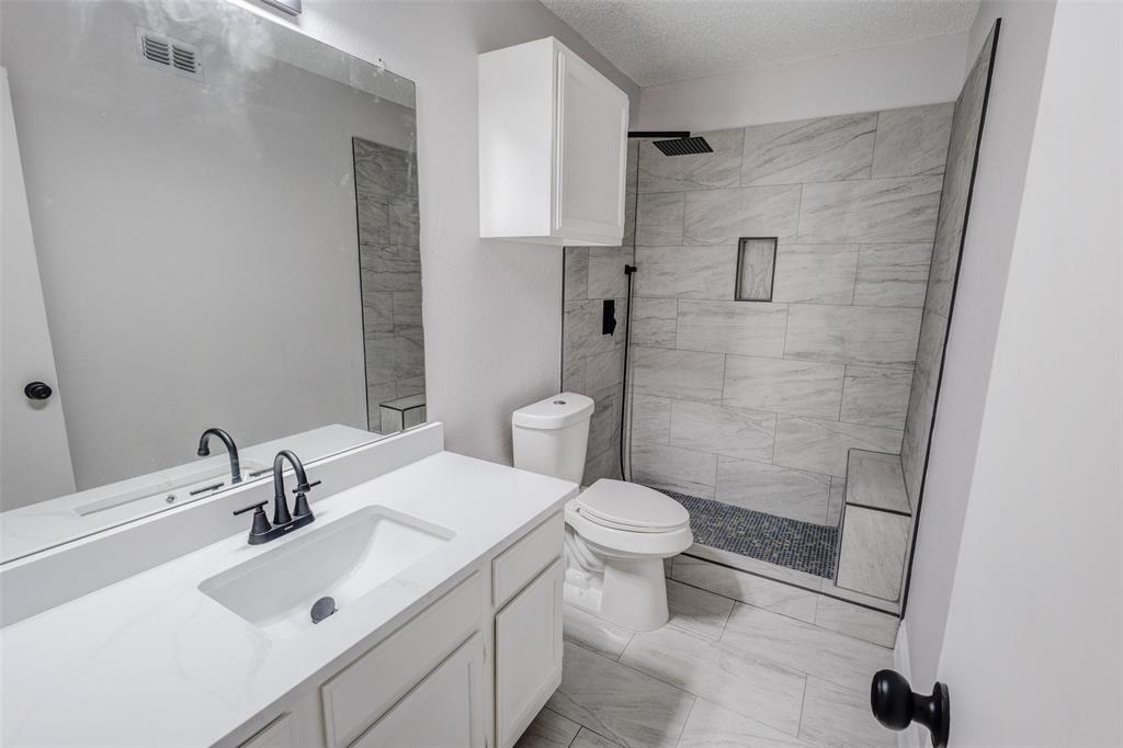 805 Brockden Drive Property Photo 16