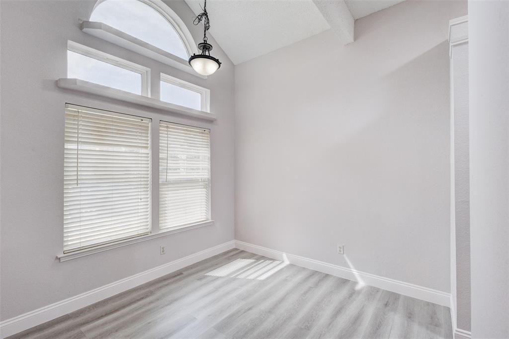 805 Brockden Drive Property Photo 19