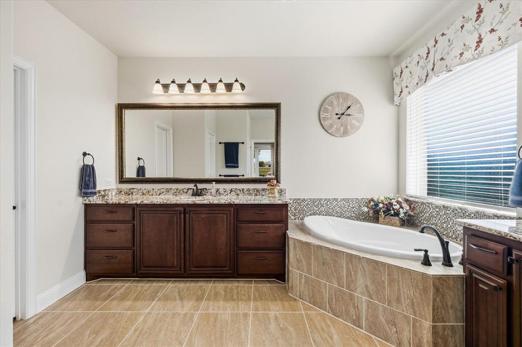 2445 San Marcos Drive Property Photo 10