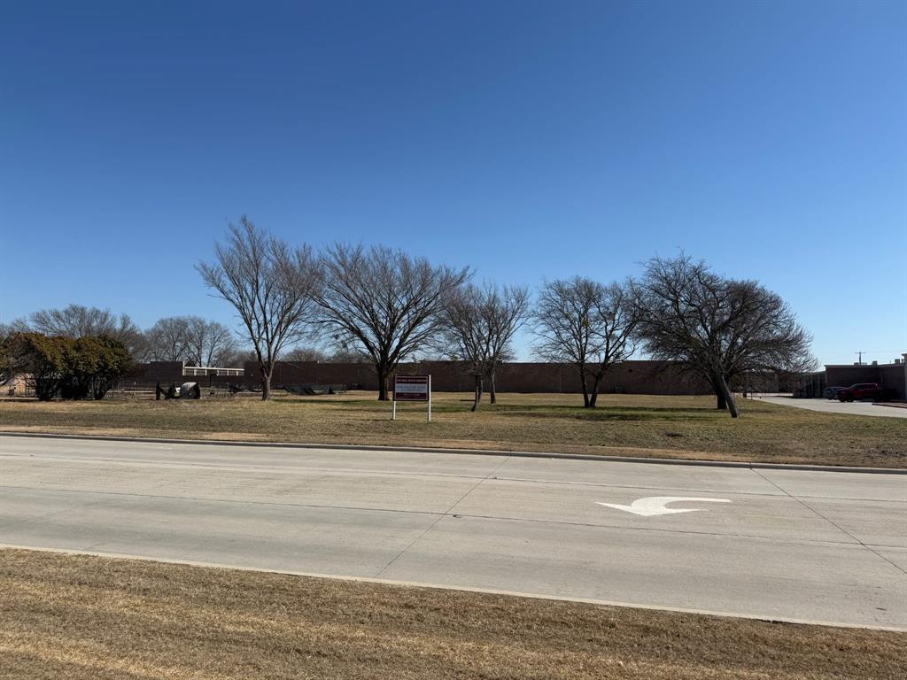 1724 Fannin Road Property Photo 1